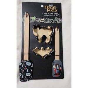 Disney Hocus Pocus 4 pc spatula set